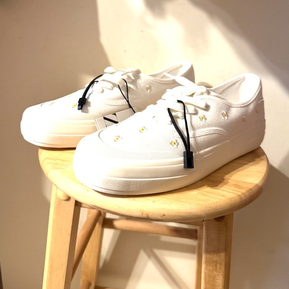 Zara white floral embroidered retro sneakers NWT - Picture 3 of 10